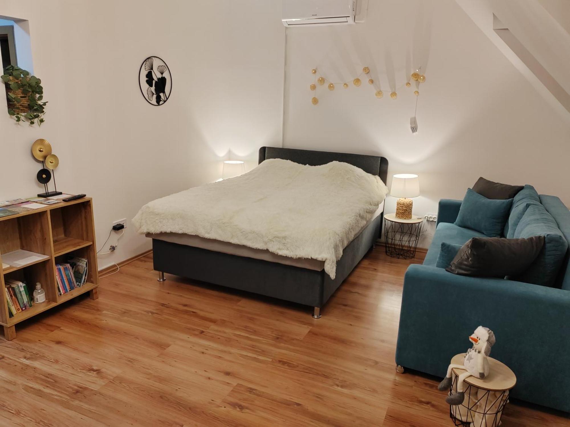 Orsika Hilltop Apartman Еґер Екстер'єр фото